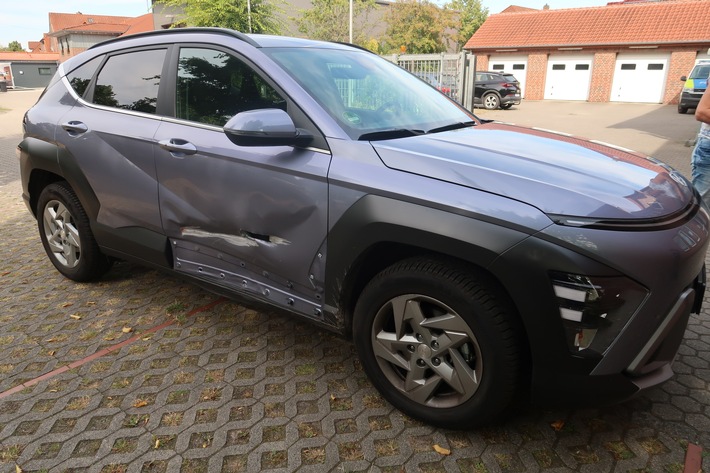 POL-DEL: Landkreis Oldenburg: Verkehrsunfallflucht in Wardenburg mit hohem Sachschaden +++ Zeugen gesucht
