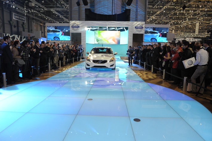 Volvo Stand am Automobilsalon in Genf mit "Creativity Award 2011" ausgezeichnet