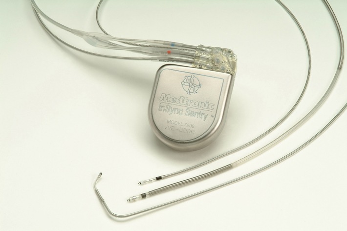 Medtronic meldet die europäische Markteinführung des innovativen InSync Sentry zur kardialen Resynchronisationstherapie mit Defibrillator und automatischer Überwachung des Flüssigkeitsstatus in der Lunge