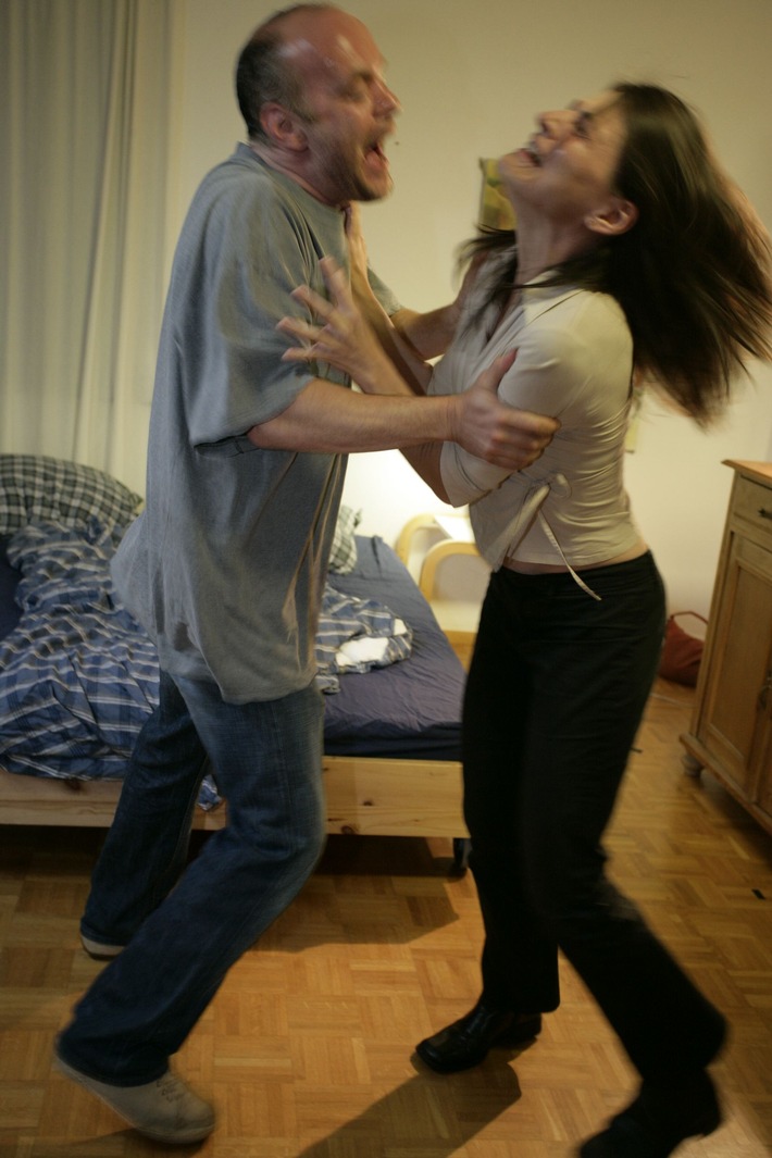 POL-STD: Informationsabend zum Thema "Häusliche Gewalt" - Polizei Buxtehude lädt ins Freizeithaus ein