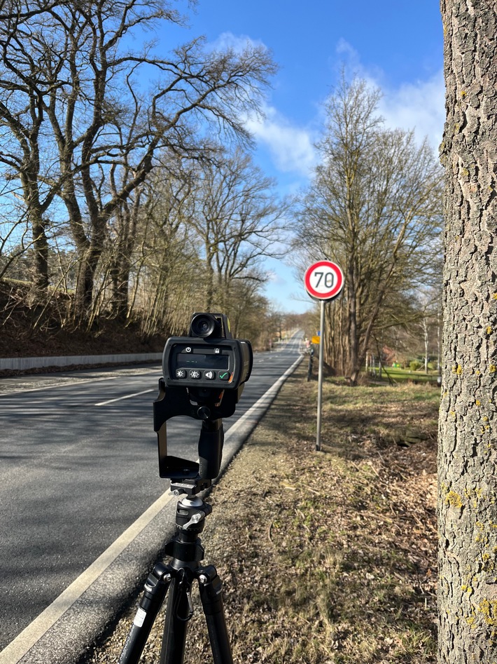 POL-HI: Geschwindigkeitskontrollen an der B6 in Astenbeck