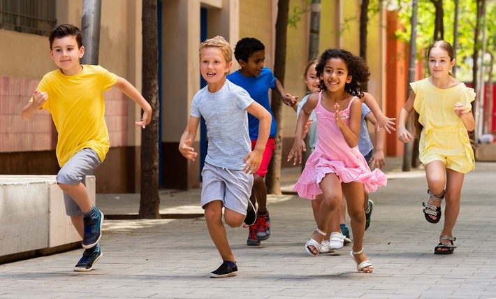 UNICEF-/IW-Umfrage: Kinderfreundlichkeit stärkt Kommunen