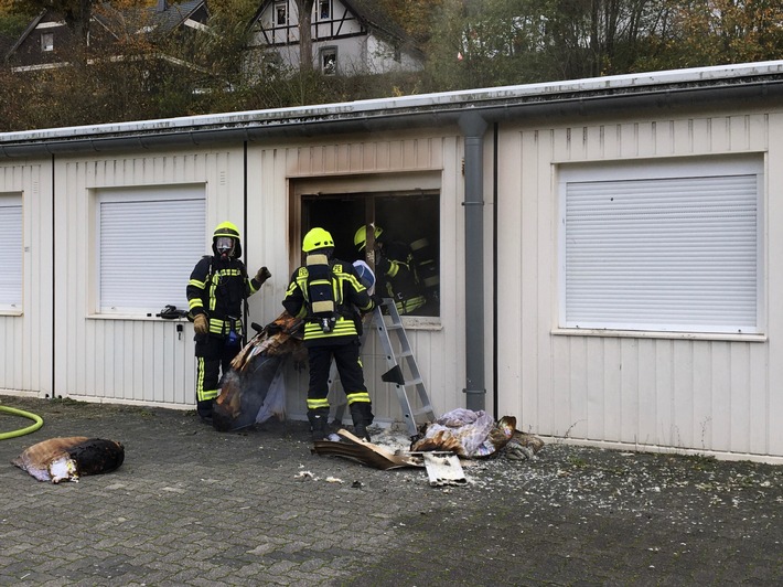 FW-OE: Brand in Flüchtlingsunterkunft