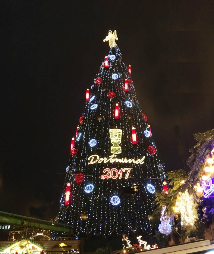 FW-DO: Sicherheitstipps zur Weihnachstzeit
Advent, Advent, ein Lichtlein brennt ...