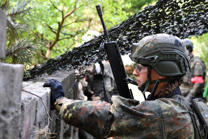 Heimatschutzdivision übt erstmals im freien Gelände