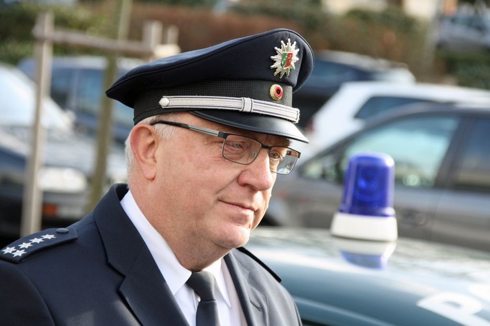POL-UN: Unna - Personalratsvorsitzender der Polizei Unna in den Ruhestand verabschiedet