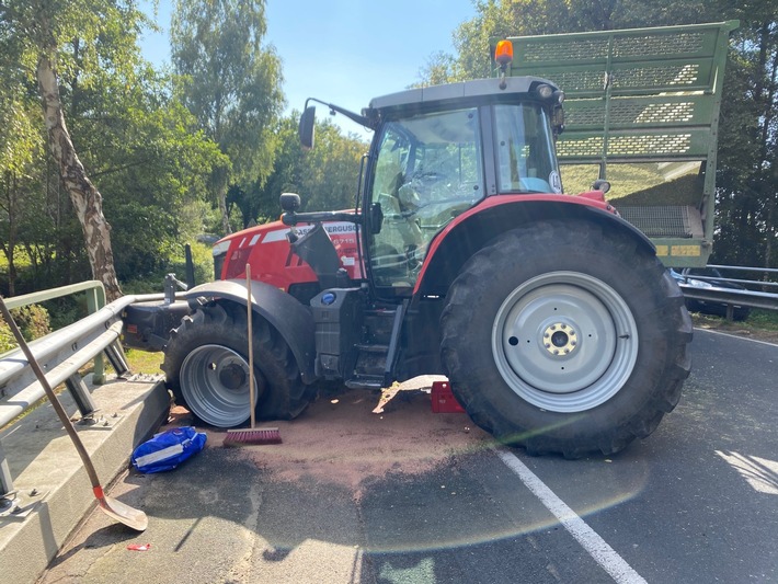 POL-ROW: POL-ROW: ++ Schusswaffen bei Mann im psychischen Ausnahmezustand festgestellt ++ Drogenfund bei Verkehrskontrolle auf der Hansalinie ++ Verkehrsunfall bei Maisernte ++