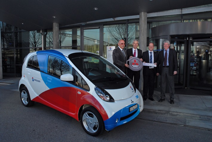 Swisscom fährt Elektroautos von der Emil Frey AG