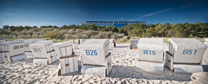 Neu: Zimmer mit Strandkorb für den Urlaub auf Usedom / Doppelter Meerblick für Ostsee-Urlauber im Baltic Hotel Zinnowitz