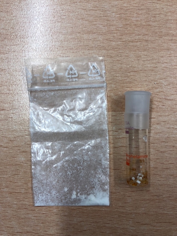POL-PDNW: Diebische Elstern - Zufallsfund Amphetamin