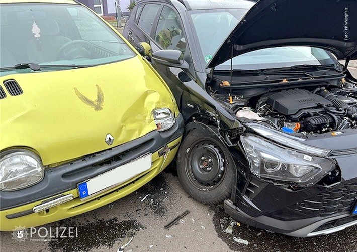 POL-PPWP: Vorfahrt missachtet, Unfall verursacht