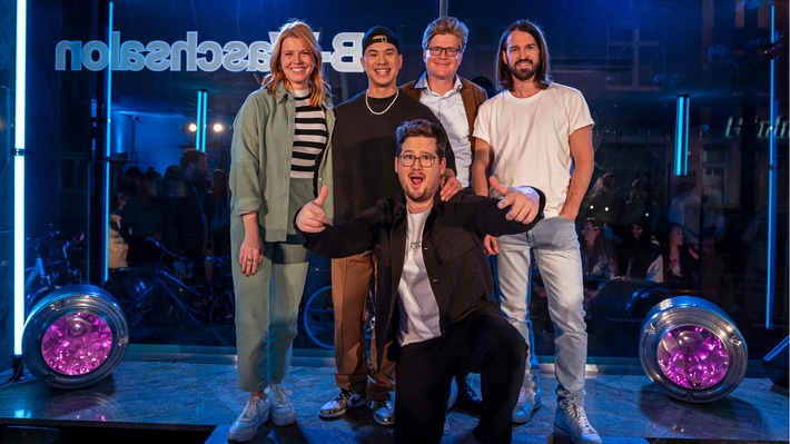 Heute Abend bei RTLZWEI: Start der Stand-Up Comedy Show "NightWash" mit Gastgeber Chris Tall