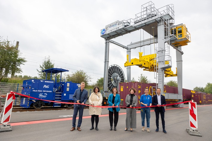 Eröffnung des Kombiverkehrsterminals bei P&G in Crailsheim