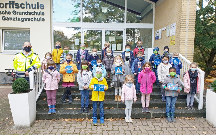 POL-WOB: Fußgängerdiplom für 97 Grundschüler an der Eichendorff-Grundschule