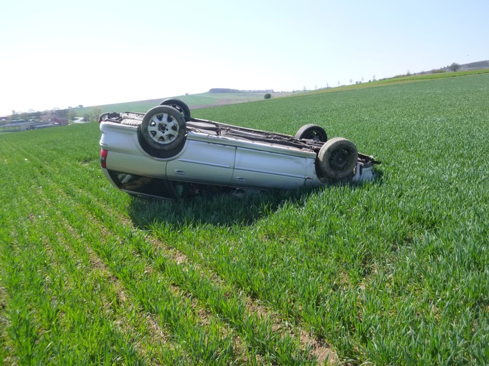 POL-PDKH: Verkehrsunfall unter Alkoholeinfluss