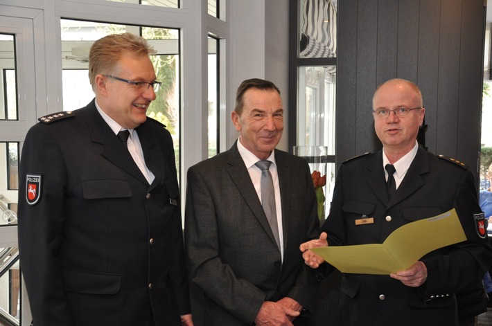 POL-LER: ++ Verabschiedung vom Ersten Kriminalhauptkommissar Siegfried Fiedler ++