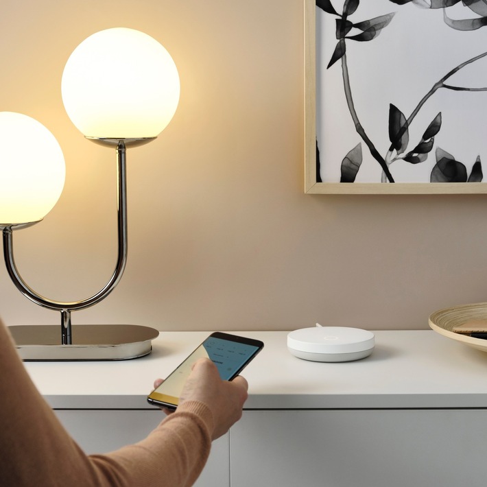 Smarte Neuheiten: IKEA bringt DIRIGERA Hub auf den Markt und führt neue IKEA Home smart App ein