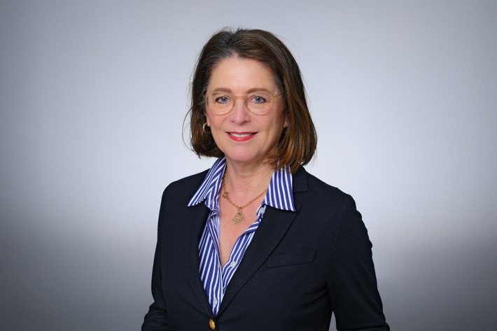 Professorin Rita Schmutzler ist neue Präsidentin der Deutschen Krebshilfe / Die Ärztin und Wissenschaftlerin tritt Nachfolge von Anne-Sophie Mutter an