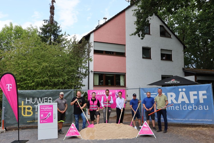Telekom startet Glasfaserausbau in Langen (Hessen) Steinberg, Altstadt und im nordöstlichen Stadtgebiet