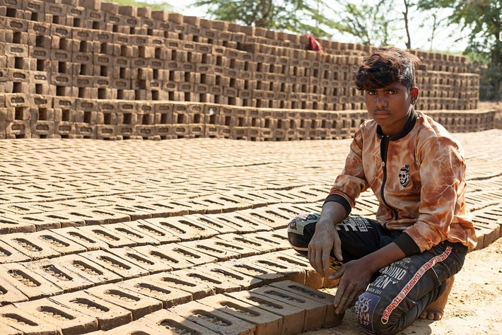 160 milioni di lavoratori minorenni nel mondo