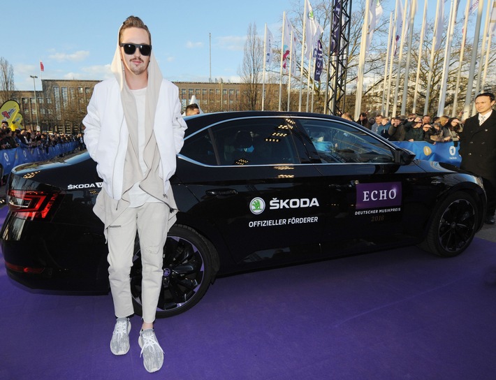 SKODA brachte die Stars zur ECHO Jubiläumgsgala (FOTO)