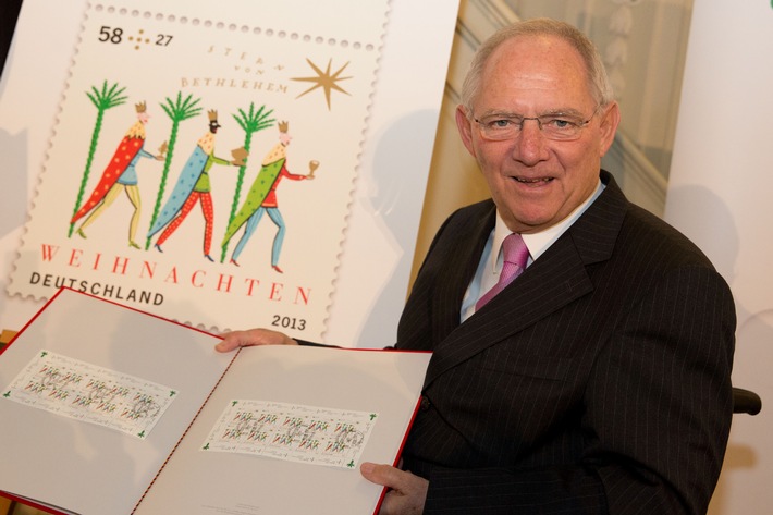 Weihnachtsmarke &quot;Stern von Bethlehem&quot; von Bundesminister Dr. Schäuble offiziell vorgestellt