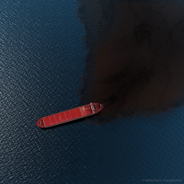 EU seas: polluting ships can still slip through the net