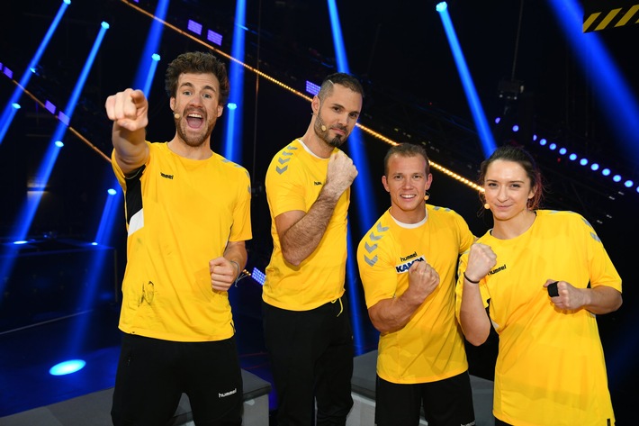 Ein Olympiasieger, eine Weltmeisterin, ein Europameister, fünf Deutsche Meister und die besten Parkourer jagen Luke Mockridge in seiner neuen Show "CATCH! Der große SAT.1 Fang-Freitag"