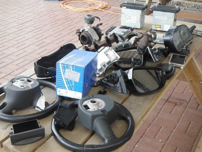 BPOL-HST: Bundespolizisten stellen hochwertige Fahrräder und Fahrzeugteile im Fährhafen Mukran sicher