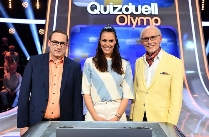 Superhirne gegen den Olymp: Manuel Hobiger und Thomas Kinne bei Esther Sedlaczek | &quot;Quizduell-Olymp&quot; am Freitag, 2. Juni, 18:50 Uhr im Ersten