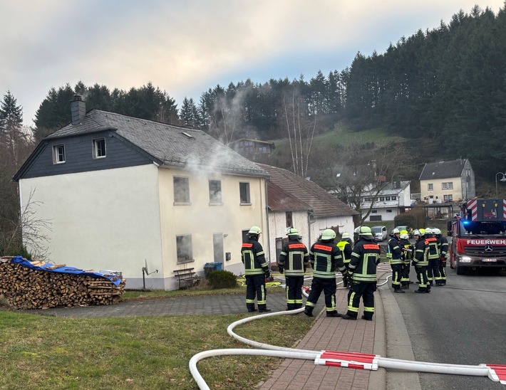 POL-PDWIL: Brand eines Einfamilienhauses in Sellerich