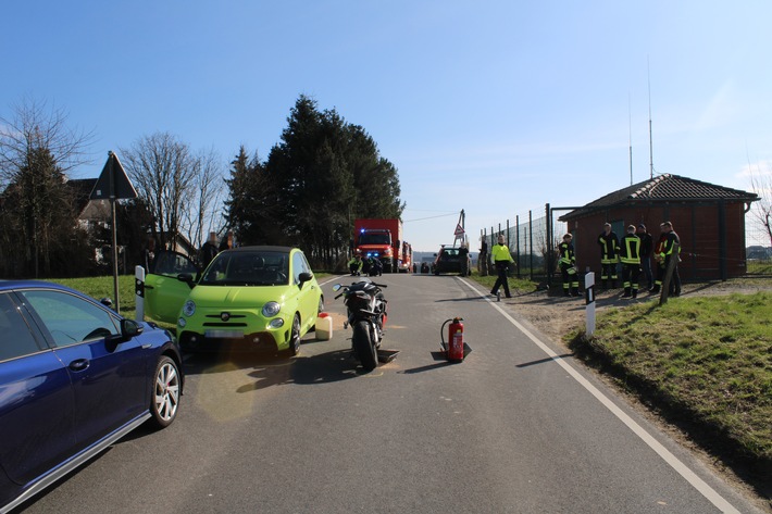 POL-RBK: Kürten - Auffahrunfall - 18-jähriger Motorradfahrer schwer verletzt