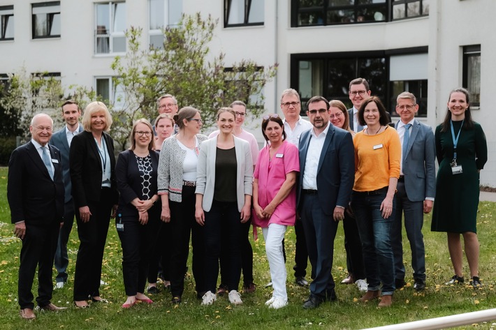 Pressemitteilung: Politik trifft Praxis: Holetschek und Gerlach besuchen Senioren-Park in Buxheim mit dem Medizinischen Dienst Bayern