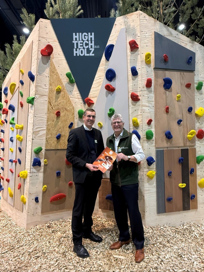 Pressemitteilung: Seit über 100 Jahren an der Seite des Forsts - Der VHI gratuliert zu 100 Jahren Grüne Woche und zeigt am Stand des Deutschen Forstwirtschaftsrates Hightech aus Holz