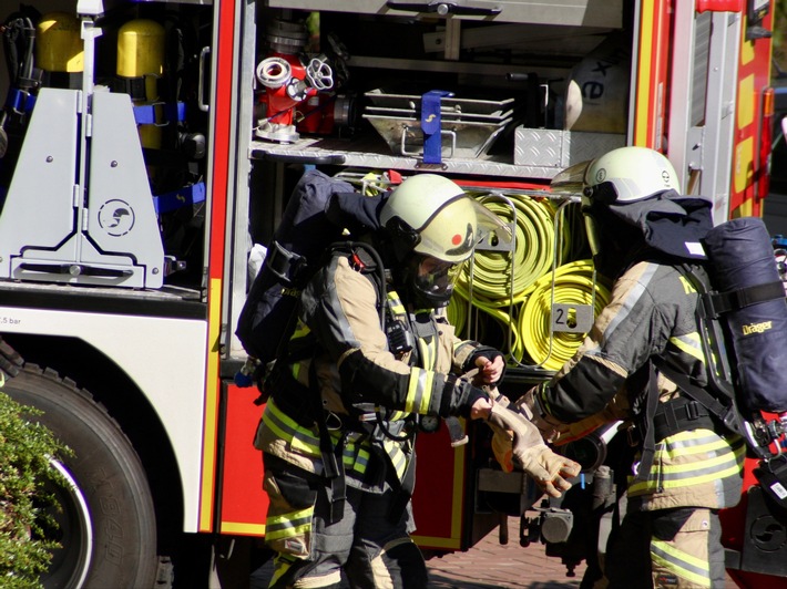 FW Hünxe: Defekt an einer Gasflasche