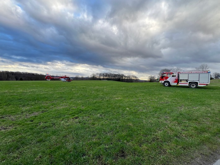 FW-EN: Person im Wald gestürzt