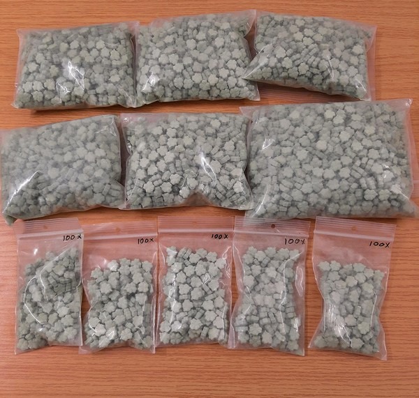 BPOL NRW: Bundespolizei beschlagnahmt über 4000 Ecstasypillen und nimmt Drogenschmuggler fest