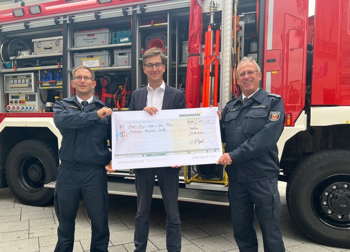 FW-MK: Provinzial Versicherung will mit Spende den Einsatz der Feuerwehren in von Sturmtief Bernd besonders betroffenen Regionen belohnen