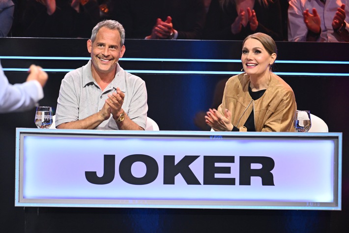 Premiere! Martina Hill traut sich am Donnerstag bei Jörg Pilawas "Das große Allgemeinwissensquiz" das erste Mal in eine Quiz-Show