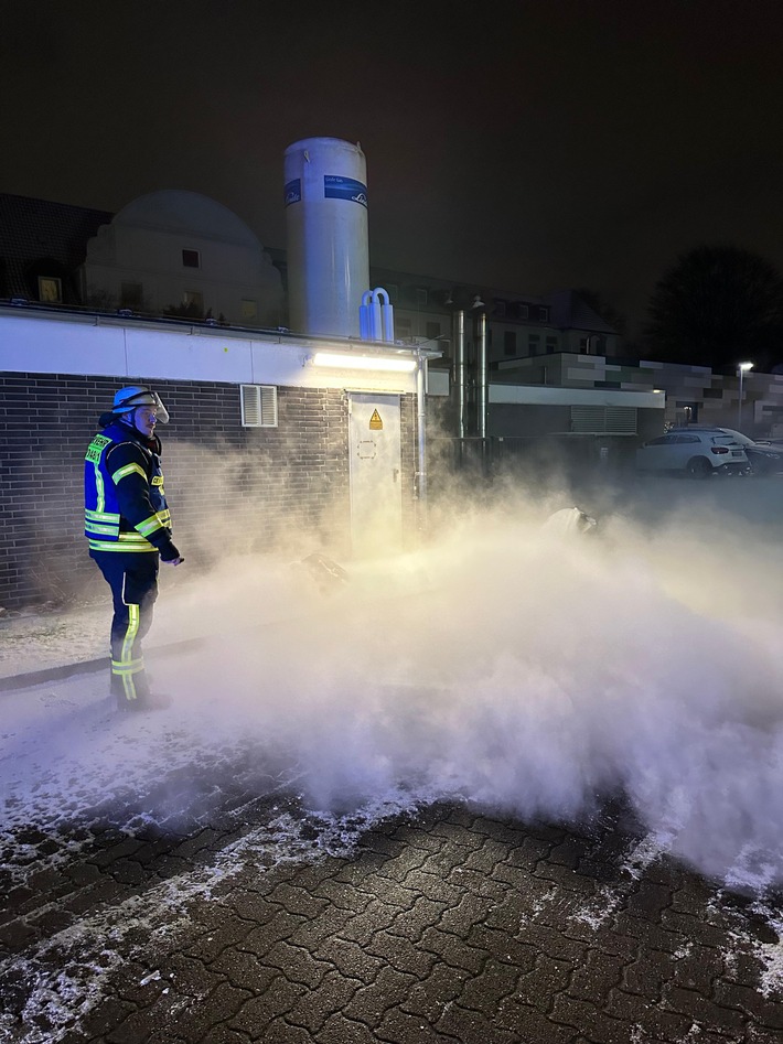 FW Celle: Nahezu gespenstische Szenen - Gasaustritt in Celle!
