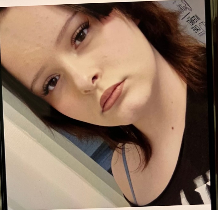 POL-F: 260410 - 0455 Frankfurt - Dornbusch: 14-Jährige vermisst