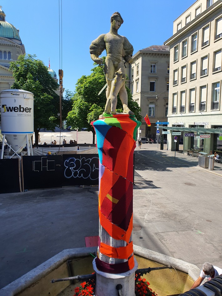 Urban-Art-Ausstellung "WOLLEn!" sensibilisiert für Hörsehbehinderung und Taubblindheit