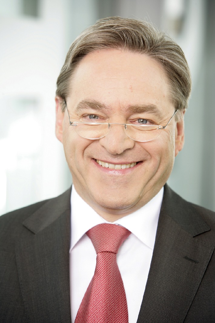 BSH-Aufsichtsrat beruft neuen Geschäftsführer / Prof. E.h. Werner Vogt tritt Nachfolge von Dr. Kugler an