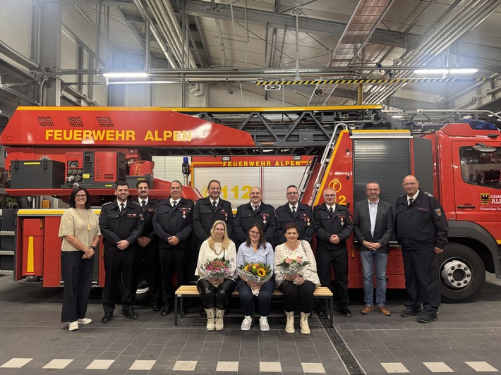 FW Alpen: Jubiläumsfeier in der Einheit Alpen