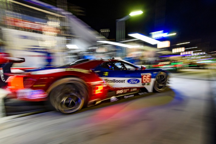 Der Ford GT fährt bei den 24 Stunden von Daytona erneut zum GTLM-Klassensieg (FOTO)