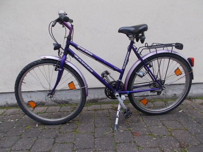 POL-PDLU: Speyer - Fahrraddiebstahl / Eigentümer eines Damenrads gesucht (03/2301)