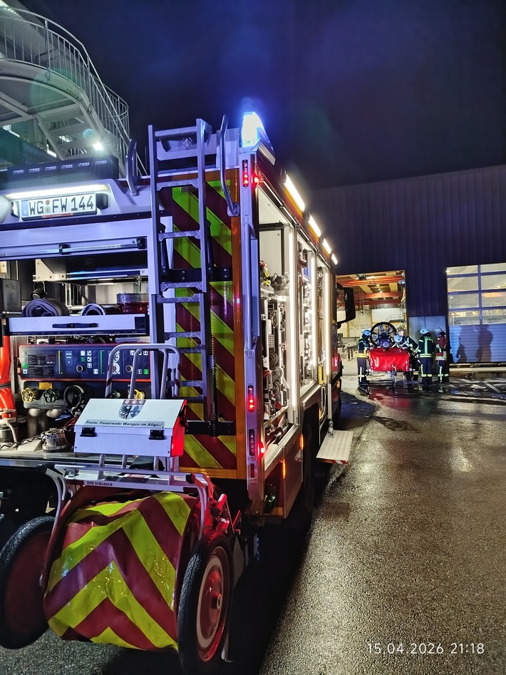 LRA-Ravensburg: Brand in stahlverarbeitendem Betrieb in Wangen im Allgäu