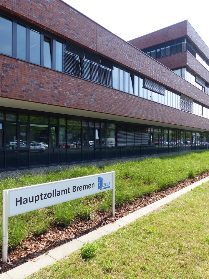 HZA-HB: Erfolgreiche Jahresbilanz des HZA Bremen / über 400 kg Kokain sichergestellt/ 150.000 gefälschte Produkte einbehalten/ 3,8 Milliarden Euro Einnahmen/ erfolgreiche Bekämpfung der Schwarzarbeit