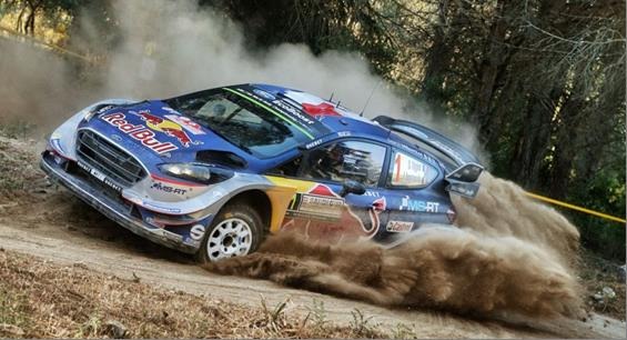 Ford Fiesta WRC-Pilot Ott Tänak fährt auf Sardinien zu seinem ersten WM-Laufsieg
