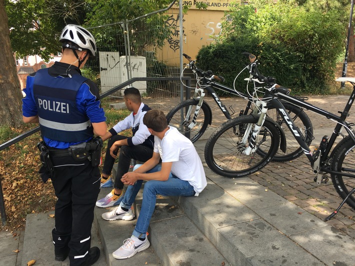 POL-PPWP: Fahrradstreife im Einsatz